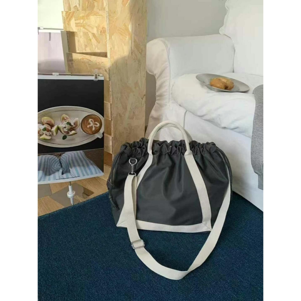 韓國TRO 文青通勤抽繩尼龍手提側背托特包-細節圖8