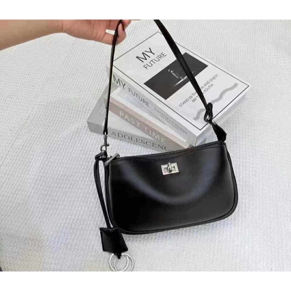 韓國TRO 高級感真皮凱莉鎖手提斜挎包-細節圖6