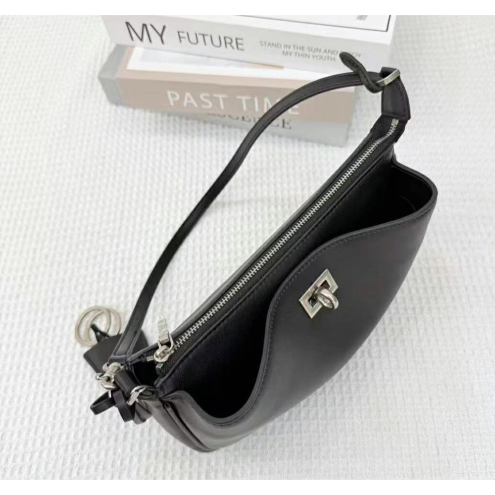 韓國TRO 高級感真皮凱莉鎖手提斜挎包-細節圖9