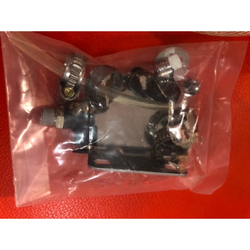 【Max魔力生活家】  D1 SPEC 廢油回收桶 廢氣回收桶 可通用 福斯 T5 福特 KUGA 汽柴油車(只剩藍色)-細節圖6