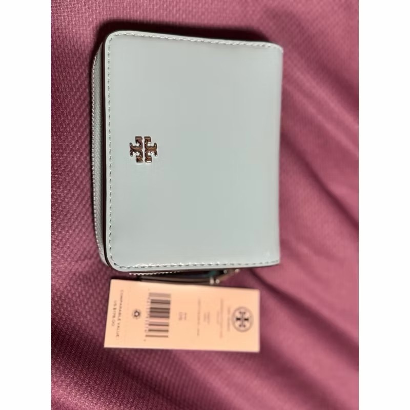 降價優惠中 （現貨馬上出貨）TORY BURCH 經典logo亮皮零錢短夾-細節圖4