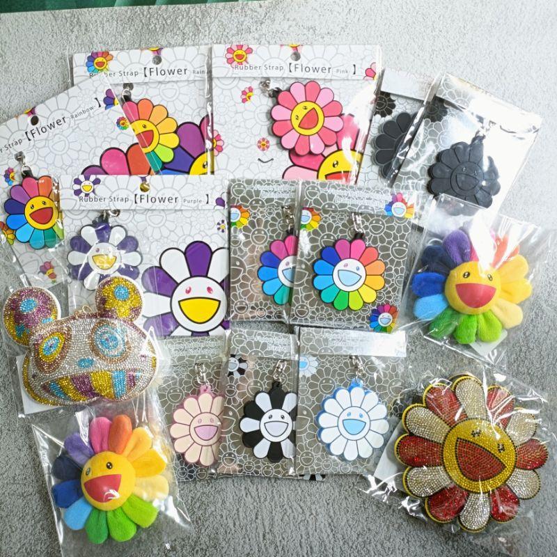 「現貨」日本 村上隆 太陽花 小花 胸針 Takashi Murakami 新款LV聯名熊貓 水鑽小花 鑰匙圈吊飾-細節圖5