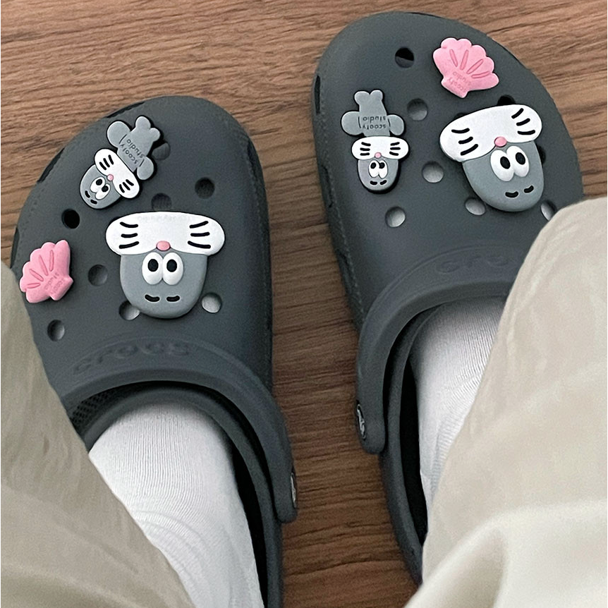 ［現貨］S小姐姐韓國代購🇰🇷韓國文創 scooty studio 可愛造型鞋扣 鞋飾 洞洞鞋裝飾扣 狗狗鞋扣-細節圖11