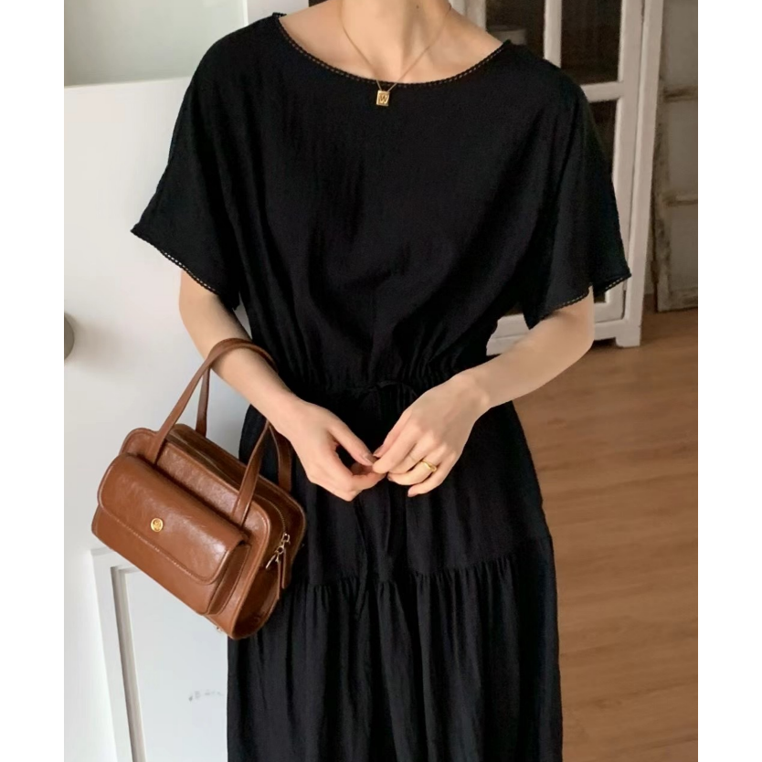 [現貨+預購］韓國代購🇰🇷韓國東大門設計師小眾品牌 Leonie 油蠟皮信封包 手提包 斜背包 肩背包-細節圖4