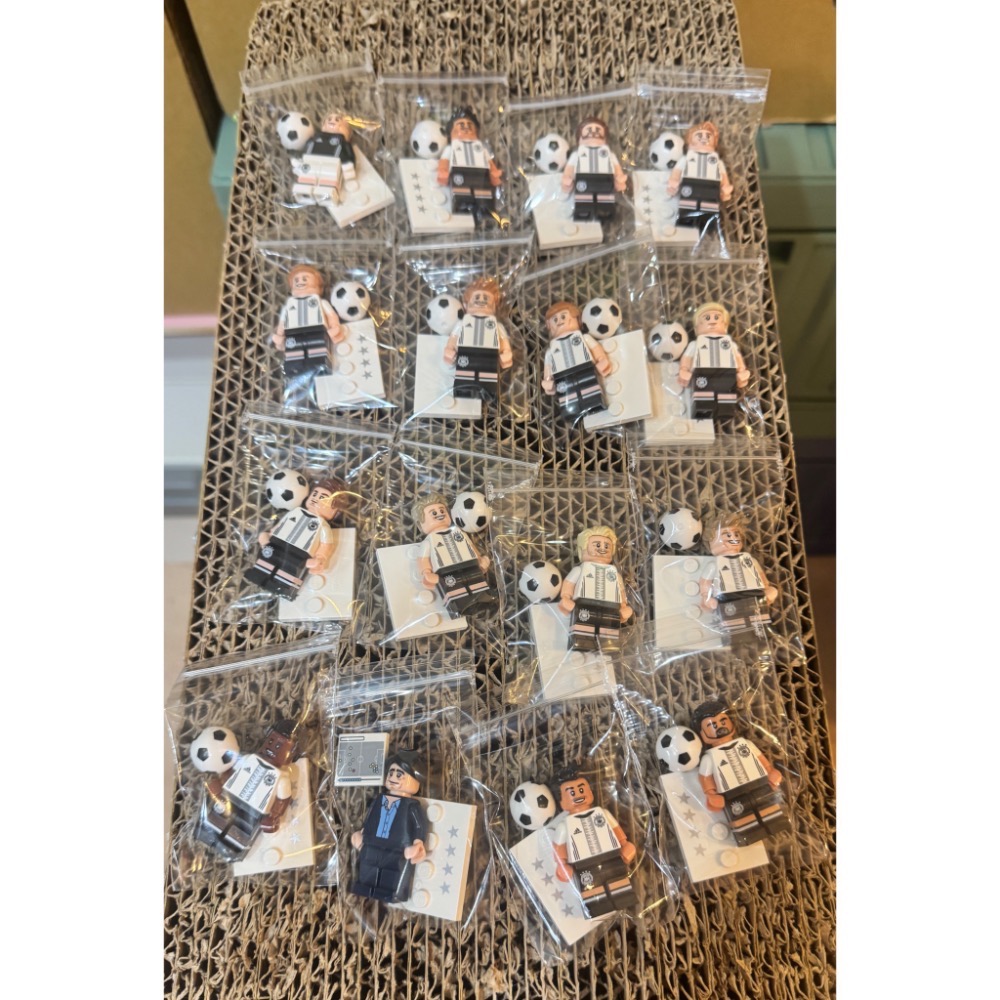 LEGO 71014 德國足球隊一套人偶包-細節圖2