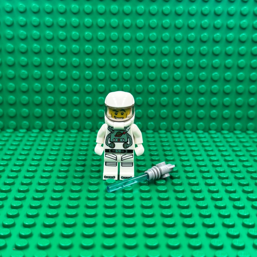 Lego 8683 1代人偶包-規格圖1