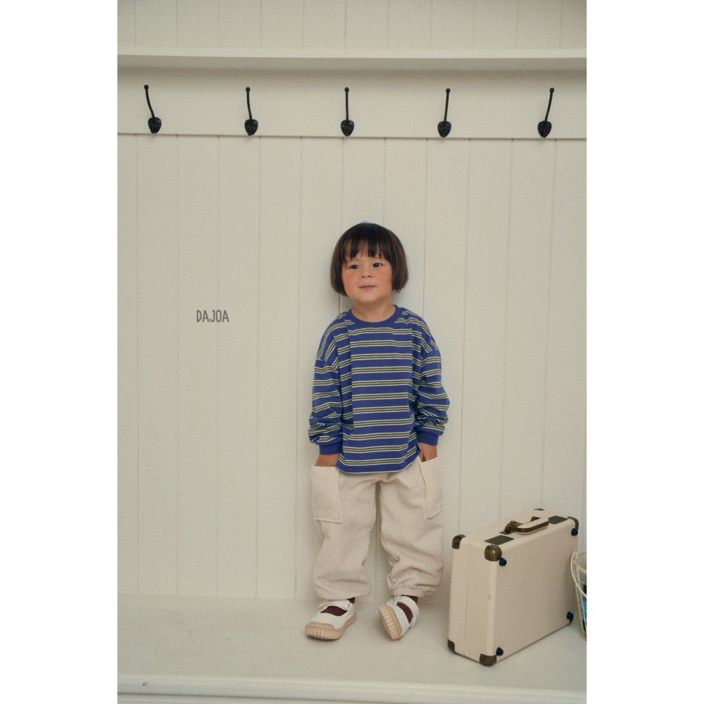 DAJOA 秋季新款 直紋大口袋慢跑褲 白色 現貨13-細節圖7