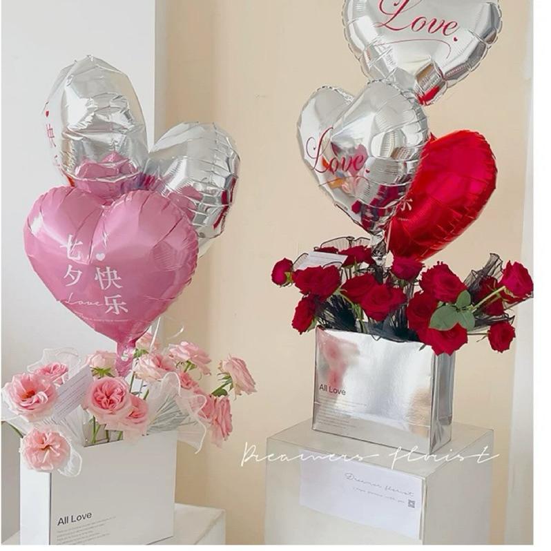 【現貨商品 快速出貨】銀色抱抱款花束袋 沒有提袋 質感超好 花束 禮物 都很適合-細節圖4