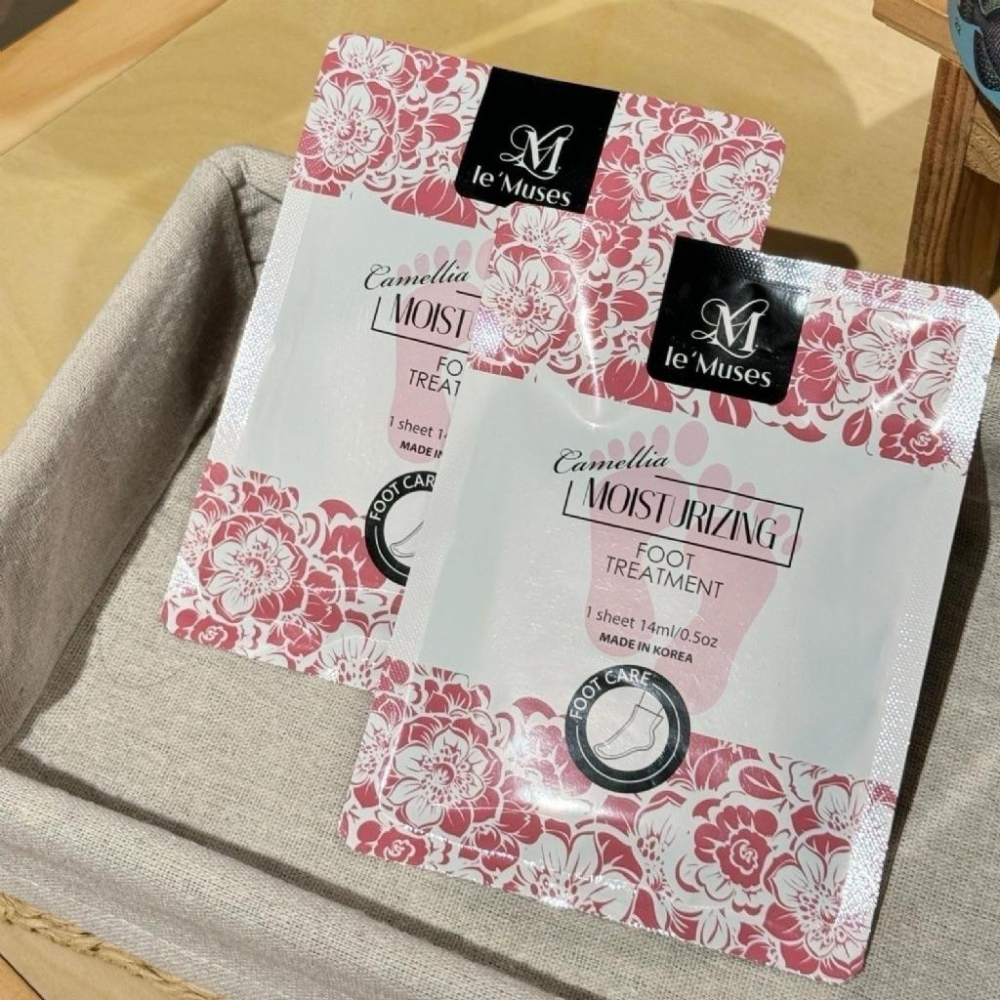 🇰🇷韓國製造 le＇muses 去角質 雪松香氛保濕嫩足膜-細節圖4