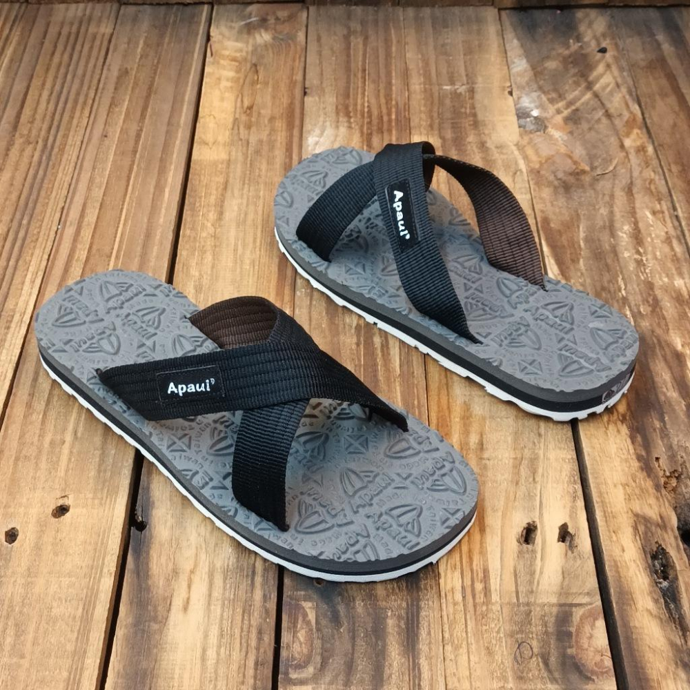 【APAUL 雅鉑】22408 黑與灰/白底  雅鉑紋拖鞋 寬版拖鞋 交叉拖鞋 橡膠拖鞋-細節圖3