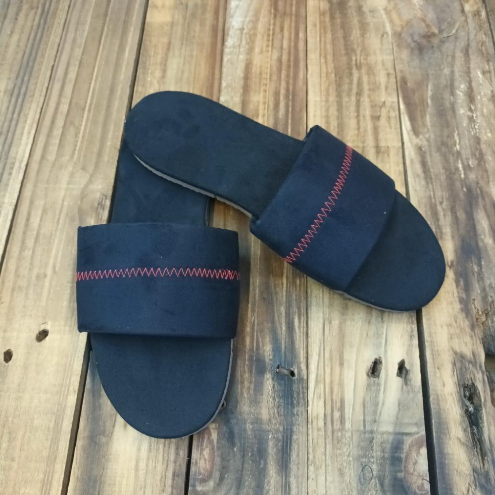 【雅鉑-無印】12403-5 黑 運動風室內拖鞋 格紋一字拖鞋 室內止滑拖鞋-細節圖3