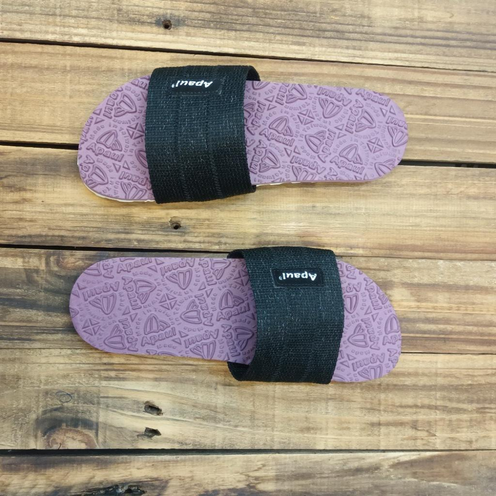 【APAUL 雅鉑】12405 黑/紫/白底  經典雅鉑紋拖鞋 寬版一字拖鞋 橡膠質感室內拖鞋 旅行拖鞋-細節圖4