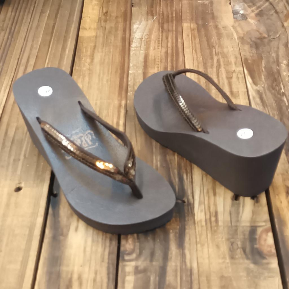 【APAUL雅鉑】30908 咖 厚底人字拖鞋 船型夾腳拖鞋 前低後高拖鞋-細節圖4