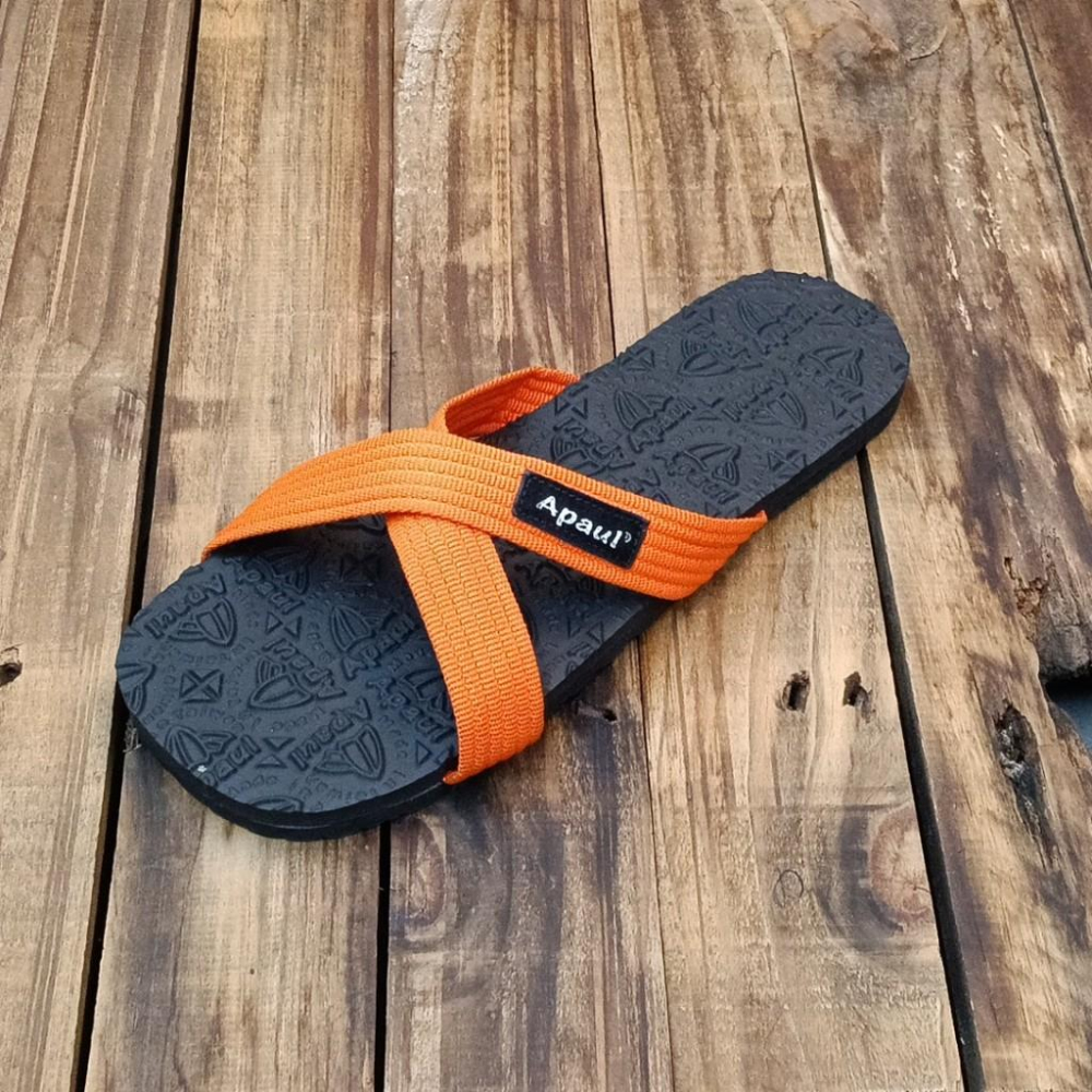 【APAUL 雅鉑】22501-1  黑底/多色 雅鉑紋男女拖鞋 中性交叉拖鞋 親子橡膠拖鞋 超級止滑拖鞋-細節圖2