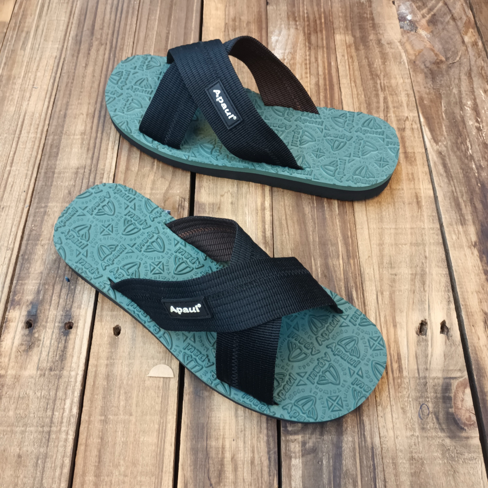 【APAUL 雅鉑】22401 綠與紅  寬鞋帶拖鞋 寬版交叉拖鞋 深紋加厚拖鞋-細節圖2