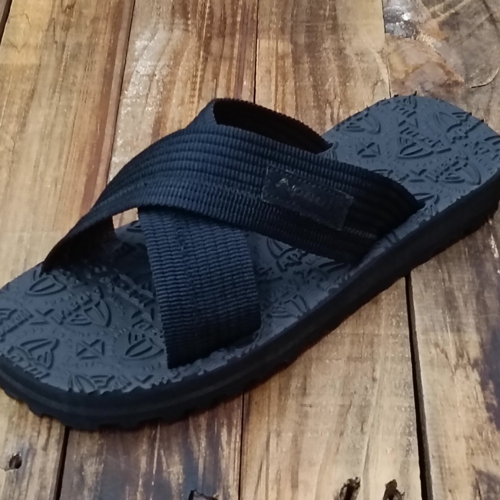 【APAUL 雅鉑】22401 綠與紅  寬鞋帶拖鞋 寬版交叉拖鞋 深紋加厚拖鞋-規格圖4