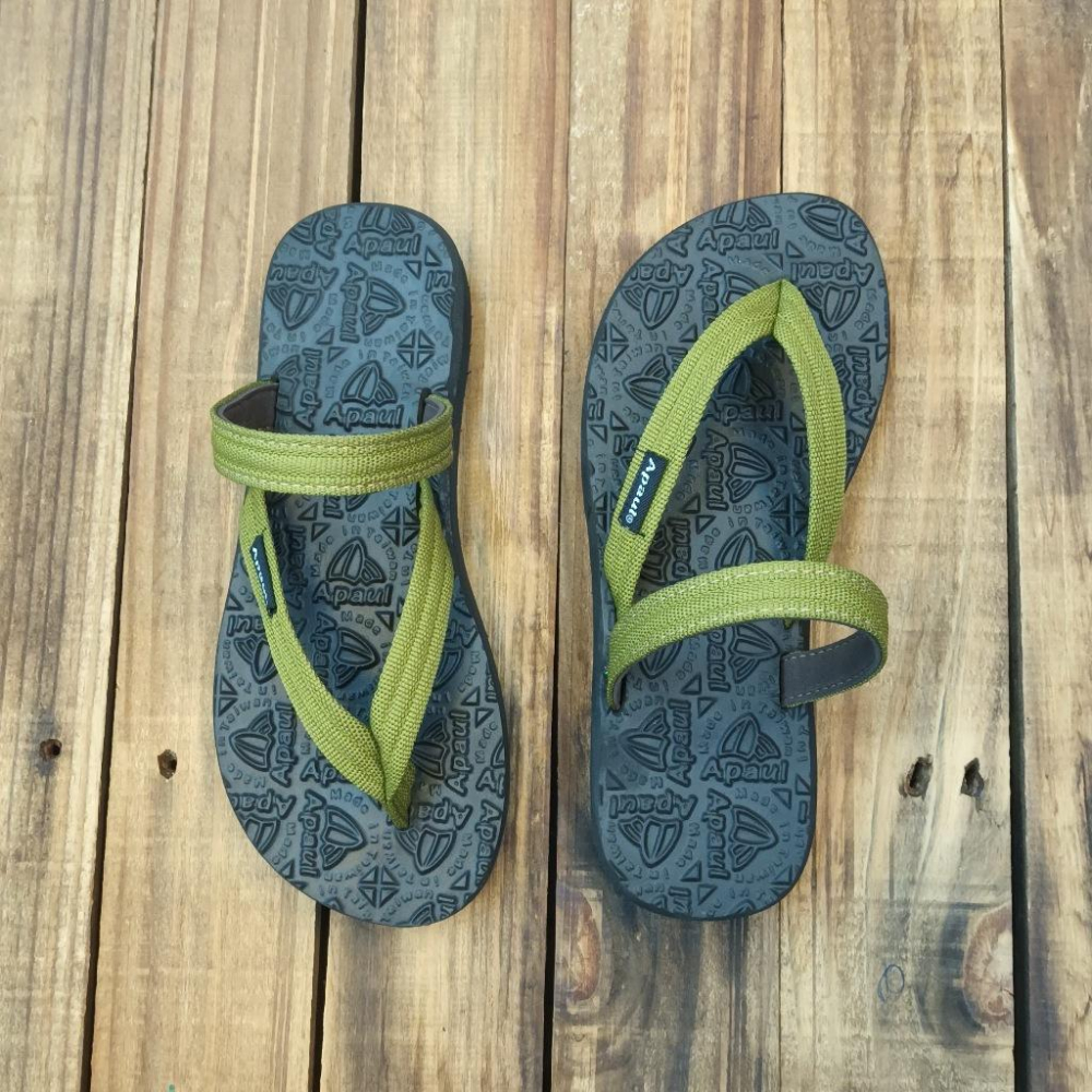 【APAUL雅鉑品牌鞋】52301黑色亮彩涼拖鞋 手作涼拖鞋 經典涼拖鞋 限定男女款涼拖鞋-細節圖7