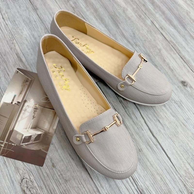 TATA【現貨➕預購】MITHJ台灣製豆豆鞋平底鞋乳膠底全包休閒鞋平底女鞋娃娃鞋鍊條裝飾-細節圖3