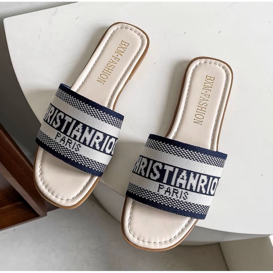 TATA【現貨➕預購】大尺碼⭐️2023年初夏新款 超美仙女風 ins爆款網紅新潮百搭外穿拖鞋 外出一字露趾平底拖-規格圖8