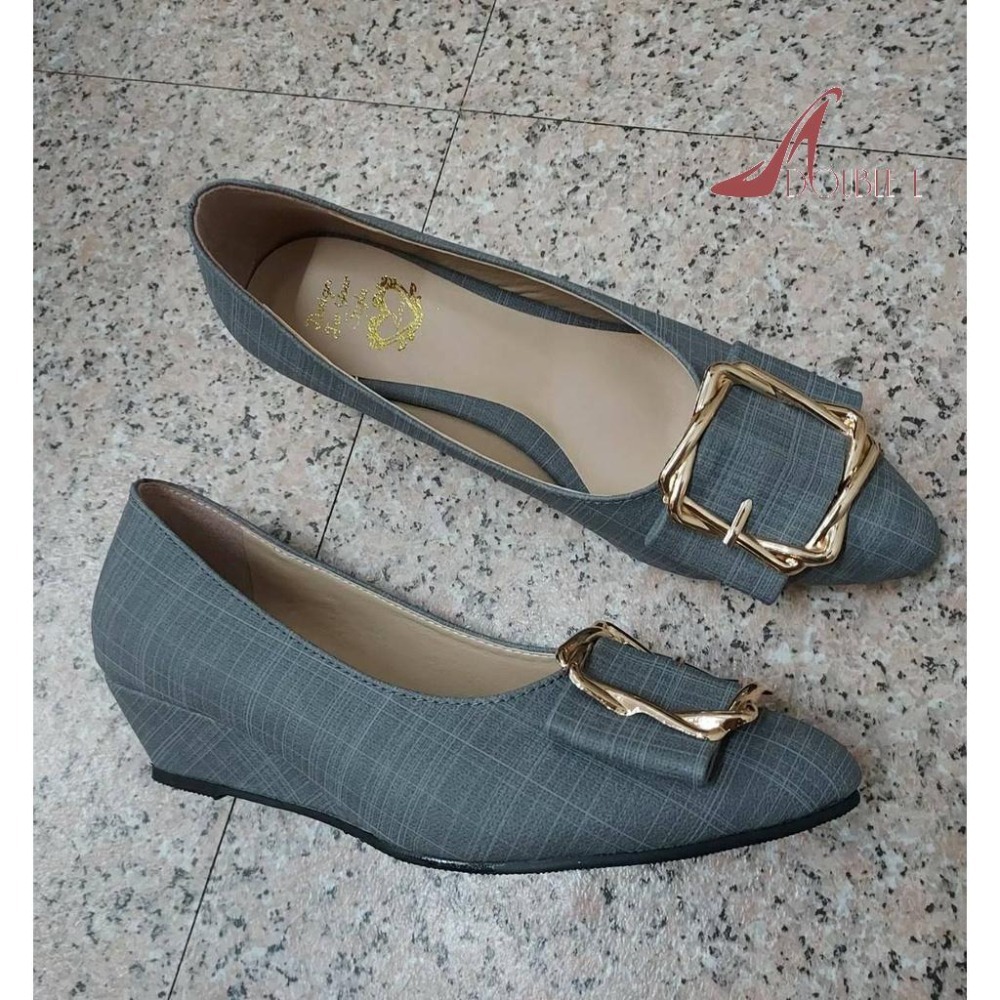 TATA【現貨➕預購】台灣製金色飾扣楔型尖頭包鞋女鞋娃娃鞋有根女鞋休閒鞋-細節圖4