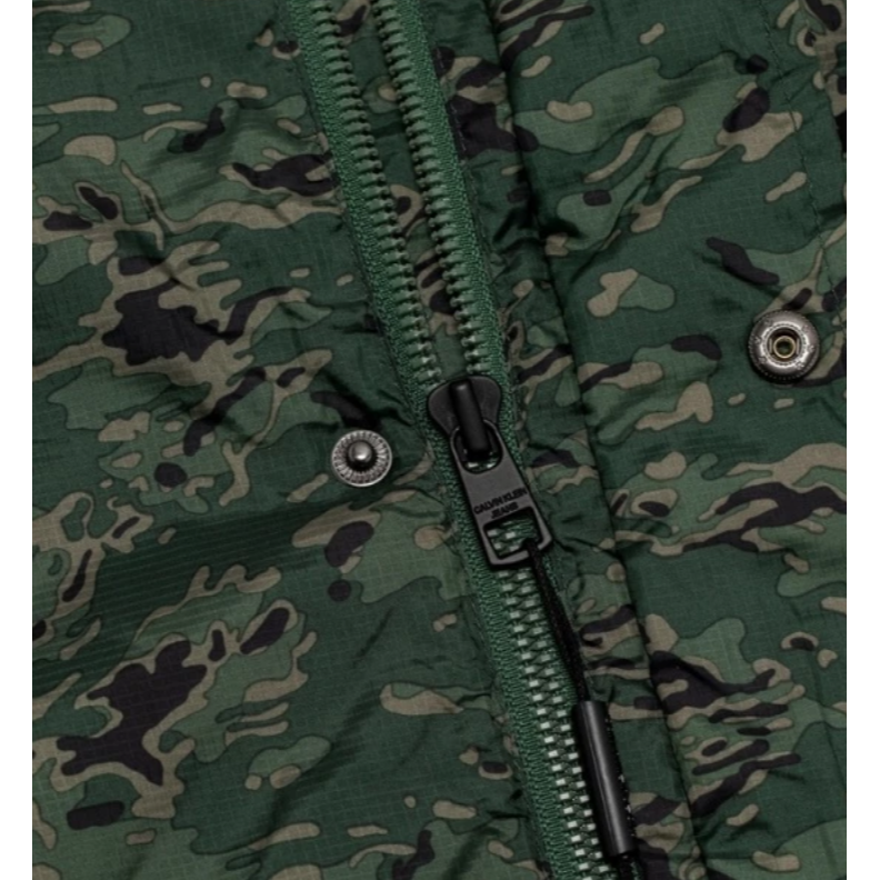 Calvin Klein Jeans 男迷彩防風外套 綠迷彩《Costco 好市多代購》-細節圖3