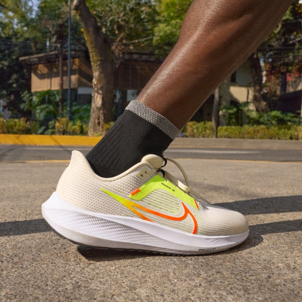 【WS】NIKE AIR ZOOM PEGASUS 40 男鞋 米黃 緩震 運動 跑步鞋 DV3853-101-細節圖2