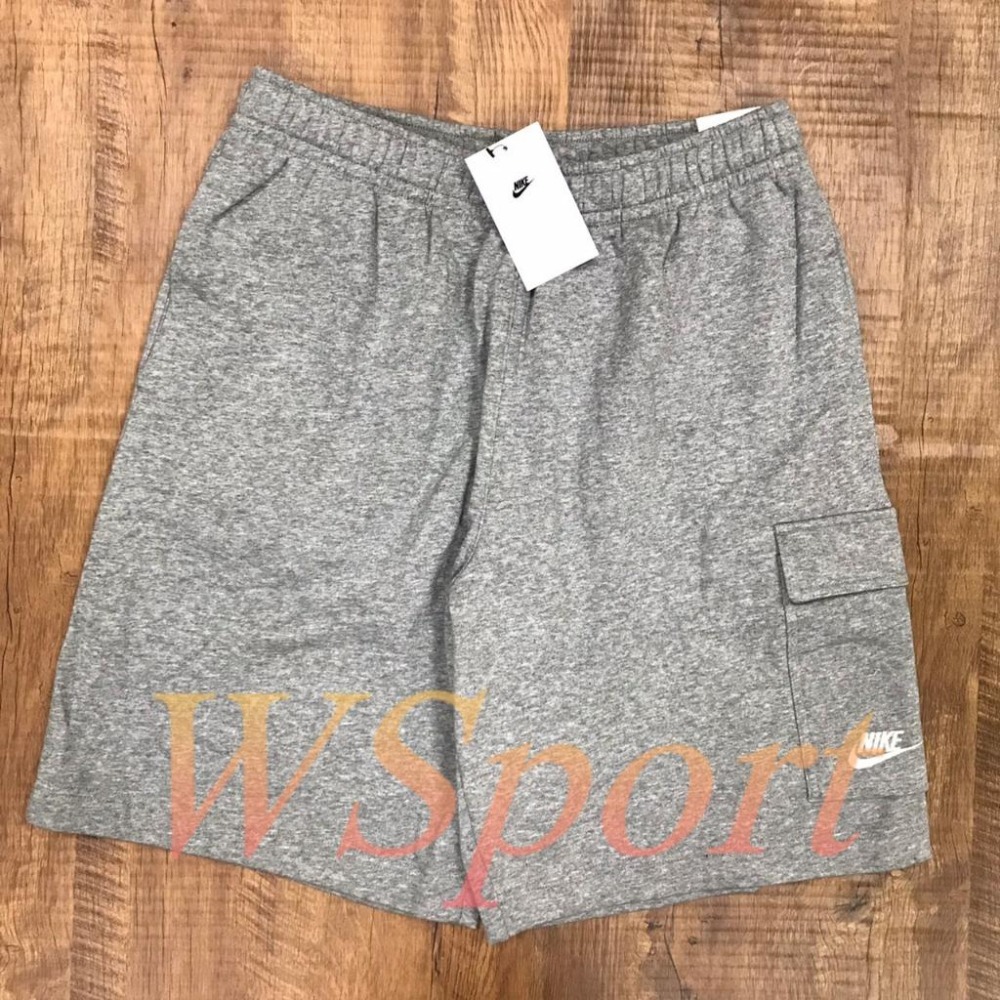 【WS】NIKE NSW CLUB 男款 運動 休閒 刺繡 LOGO 灰色 大口袋 短褲 棉褲 CZ9957-063-細節圖5
