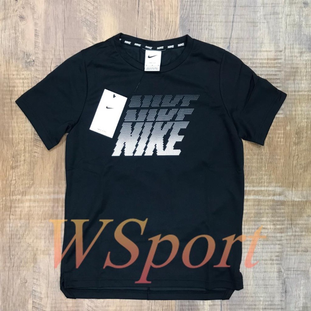 【WS】NIKE TROPHY SS GRAPHIC TOP 黑 童裝 運動 休閒 短袖 短T DD8539-010-細節圖6