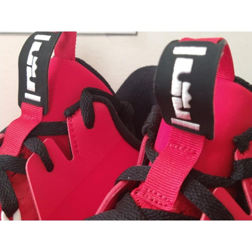 【WS】NIKE ZOOM LEBRON WITNESS 5 大學紅 LBJ 小皇帝 籃球鞋 CQ9380-601-細節圖7