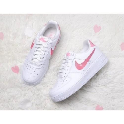 【WS】NIKE AIR FORCE 1 07 SE LOVE 女款 白粉 AF1 情人節限定 CV8482-100-細節圖5