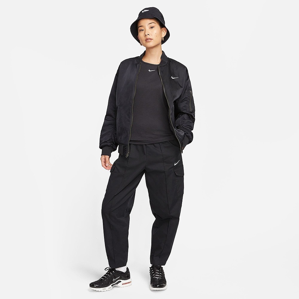 【WS】NIKE NSW VRSTY BMBR JKT 女款 立領 運動 休閒 保暖 飛行外套 DV7877-010-細節圖5