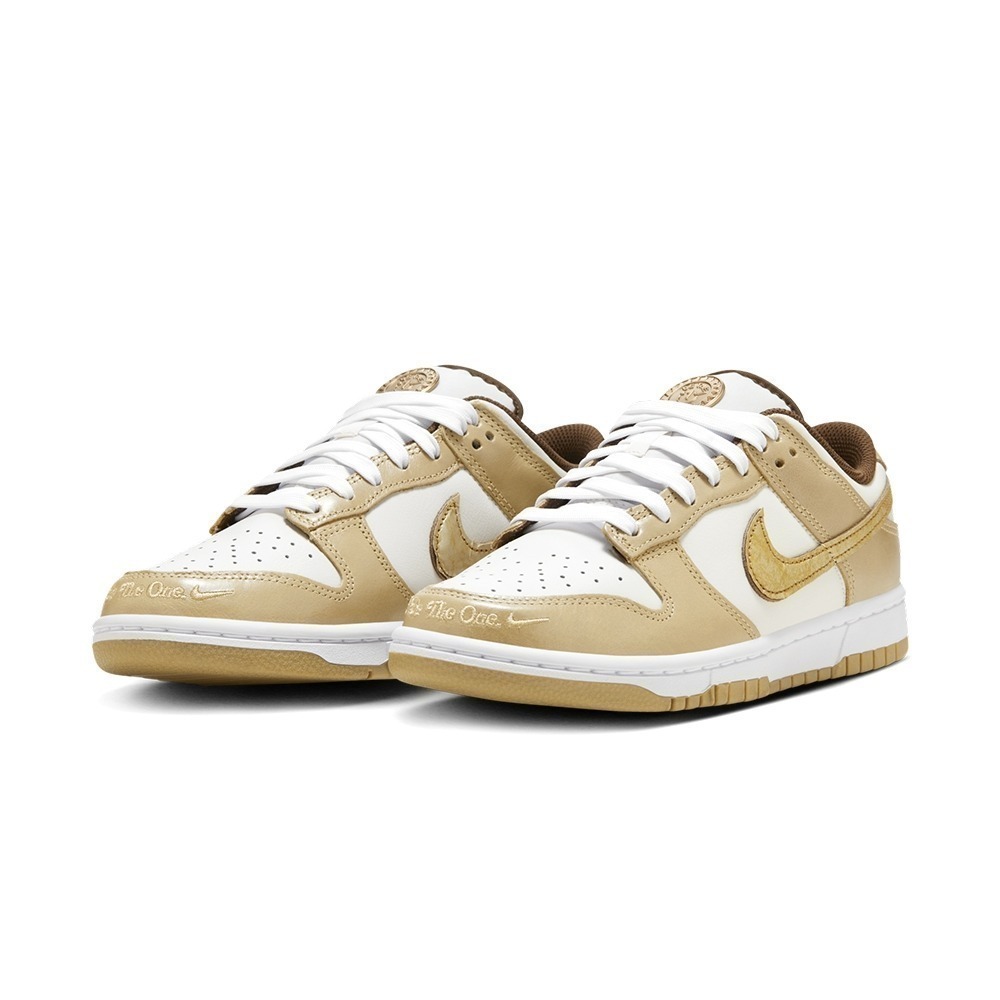 【WS】NIKE W DUNK LOW LX 奶茶金色 刺繡 古銅金幣 復古 運動 休閒鞋 HM3695-071-細節圖2