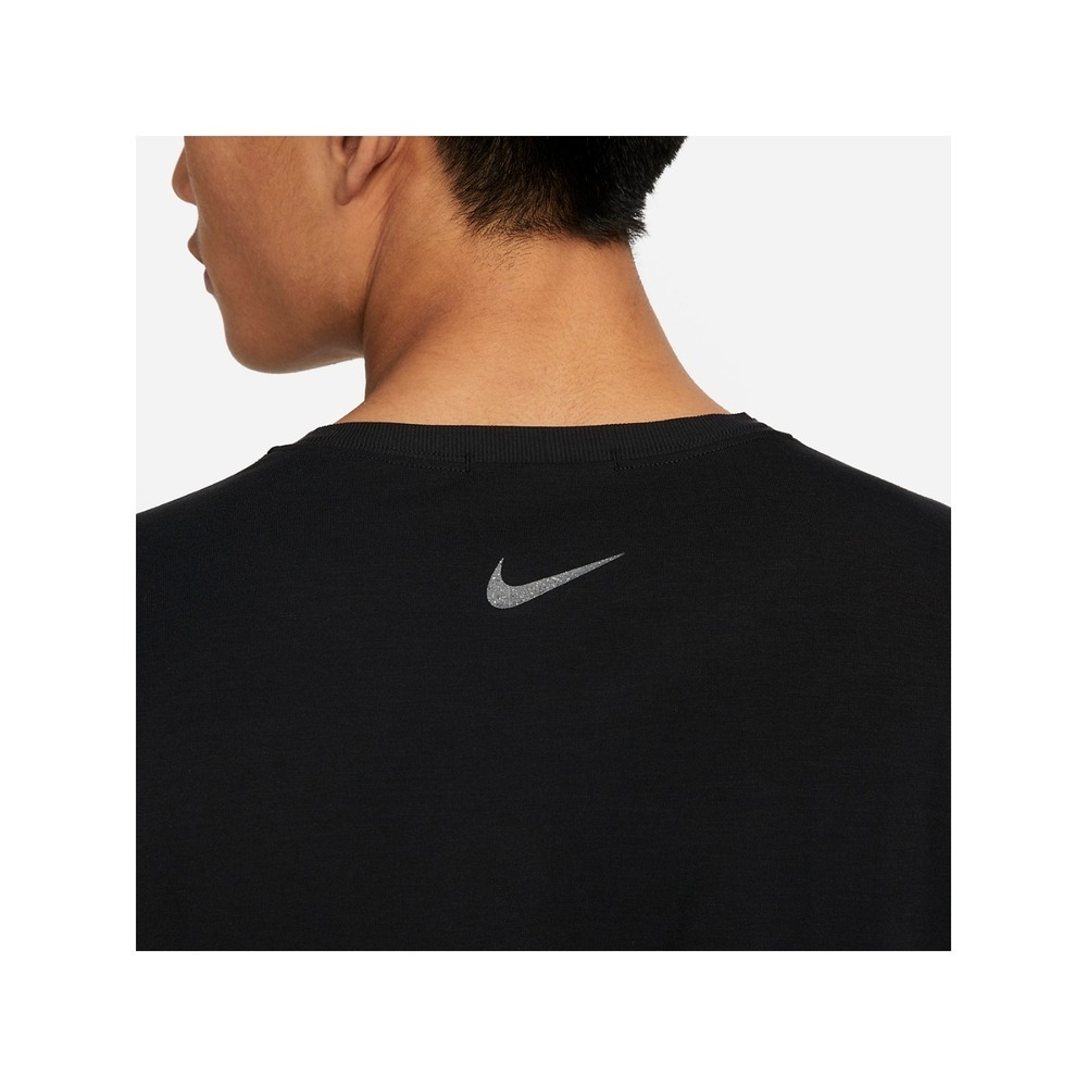 【WS】NIKE YOGA DRI-FIT 黑 運動 瑜珈 健身 休閒 T恤 短袖 短T DM7826-010-細節圖5