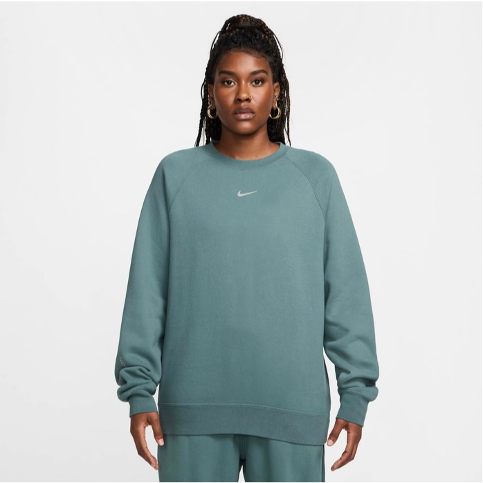 【WS】NIKE X NOCTA FLEECE CREW 油果綠 男女款 聯名 運動 長袖 大學T FN8160-382-細節圖2