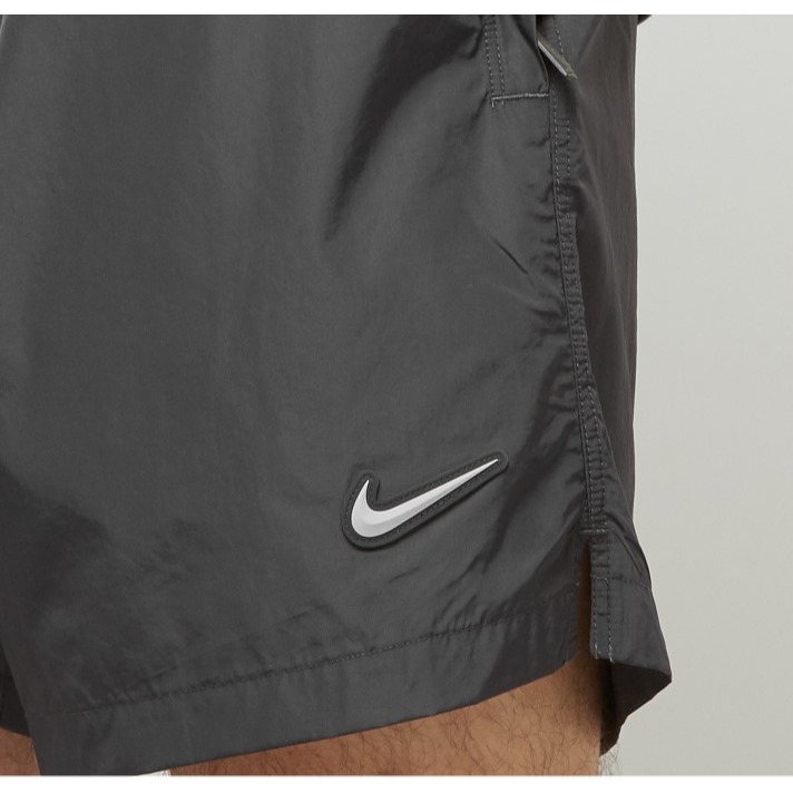 【WS】NIKE x NOCTA WOVEN SHORTS 聯名 鐵灰 運動 休閒 尼龍 短褲 FN8194-060-細節圖4