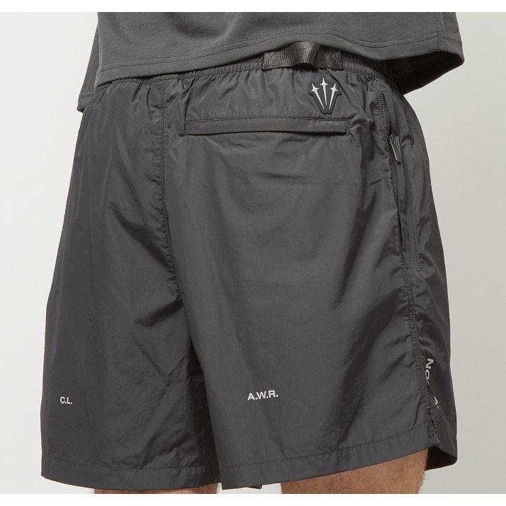 【WS】NIKE x NOCTA WOVEN SHORTS 聯名 鐵灰 運動 休閒 尼龍 短褲 FN8194-060-細節圖5