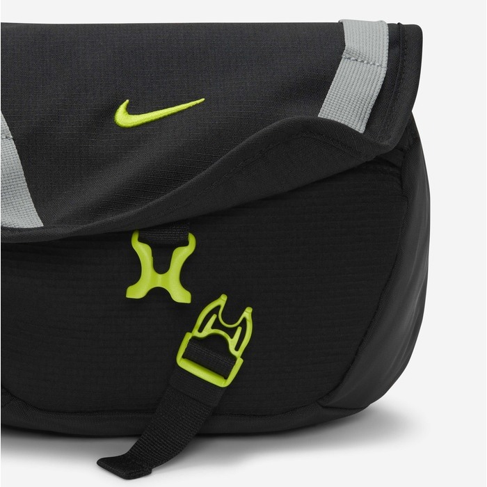 【WS】NIKE HIKE WAISTPACK (4L) 運動 休閒 腰包 斜背包 側背包 黑綠 DJ9681-010-細節圖8
