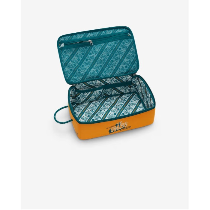 【WS】NIKE SHOE BOX BAG 復古 草寫字母 經典鞋盒 鞋袋 手拿包 手提袋 FB2852-717-細節圖5