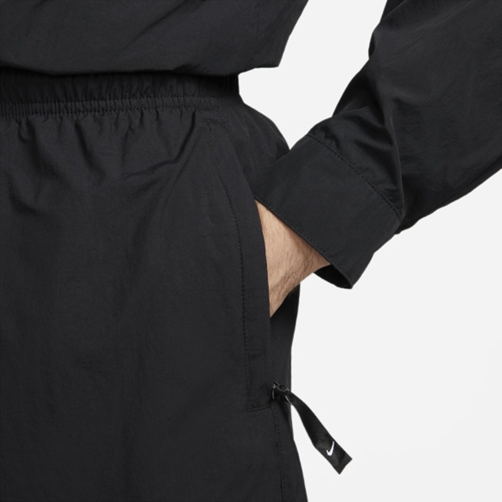 【WS】NIKE LAB SOLO SHORT 男款 防潑水 運動 休閒 短褲 卡其 DX0750-247 黑010-細節圖9