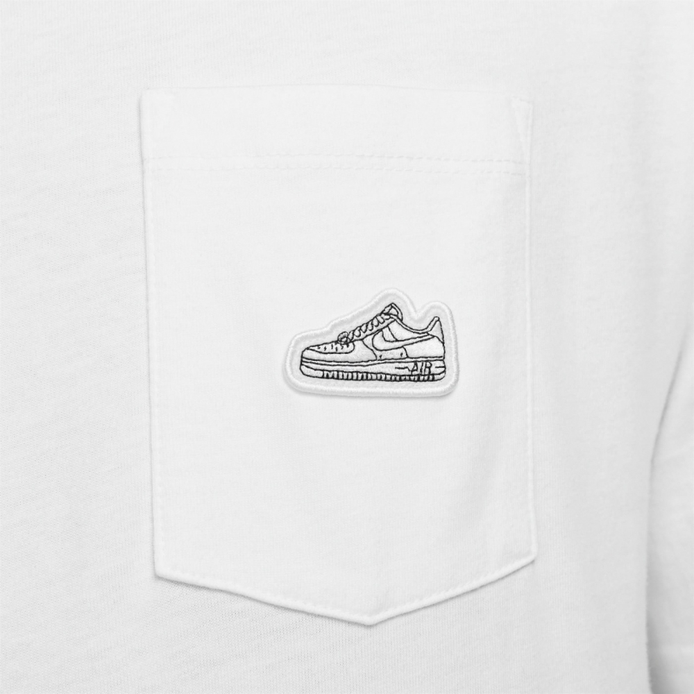 【WS】NIKE NSW AF1 刺繡口袋 寬鬆 男款 白色 運動 休閒 T恤 短T 短袖 FZ5414-100-細節圖5
