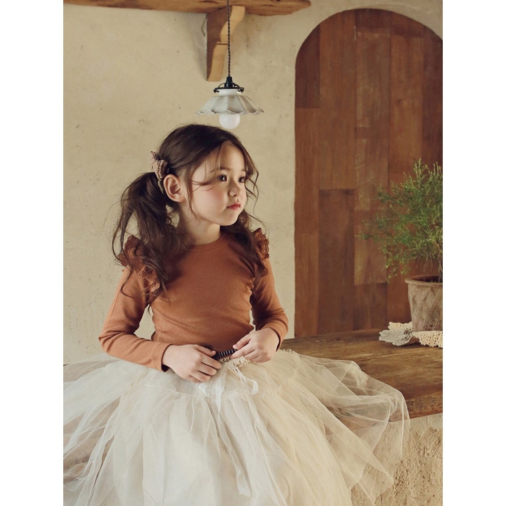 現貨-菲邊圓領百搭長袖女童打底衫 130+1-細節圖2