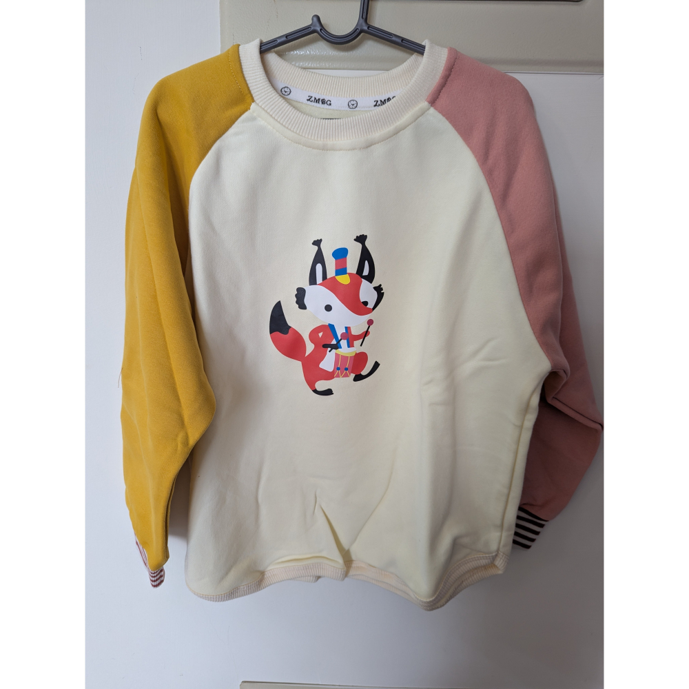 現貨-韓款鼓手小狐狸磨絨感上衣#130+1-細節圖2