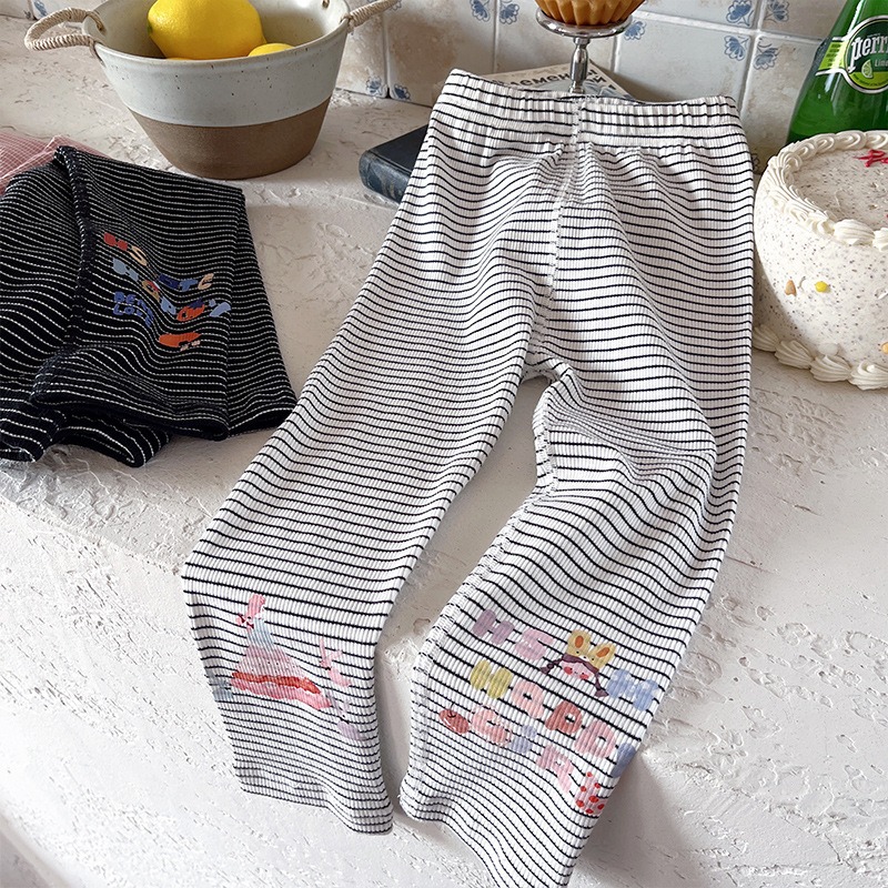 現貨-條文內搭褲 灰底白條#130+1、白底黑條#140+1-規格圖5