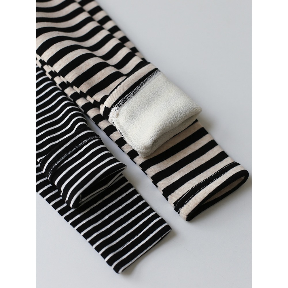 現貨- 加絨條紋內搭褲-米黑 #120+1、#130+1-細節圖2