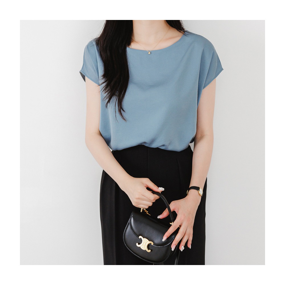 預購/HEDY赫蒂  正韓  船型領 雪紡衫/ 素面小包袖(FREE)(藍/米/炭/黑色)-細節圖5