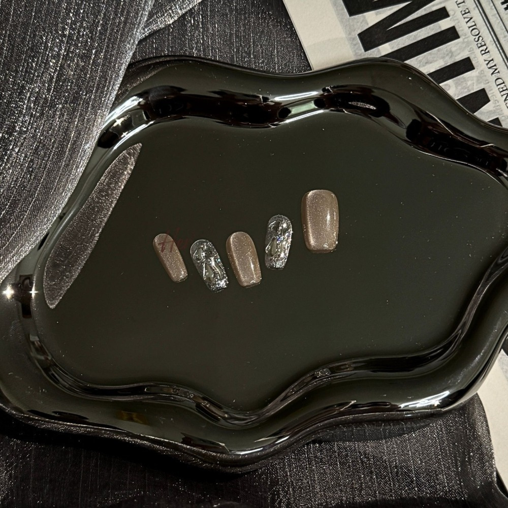 Her ³［貓眼閃鑽］N0034顯白高級穿戴甲(可訂製)-細節圖2