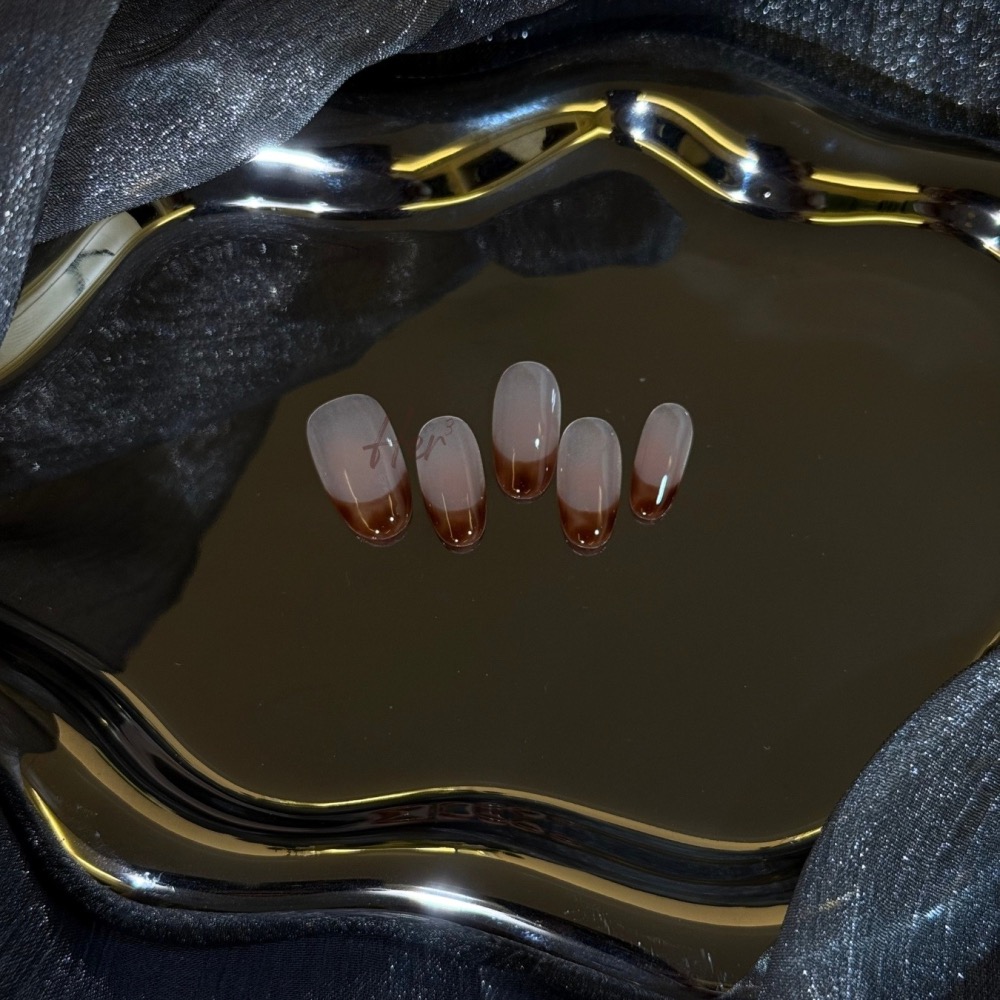 Her ³［法式琥珀］N0054秋冬純欲腮红感法式琥珀高級感穿戴甲(可訂製)-細節圖2