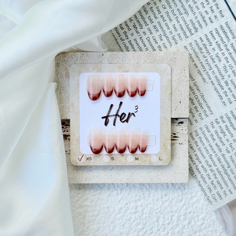 Her ³［法式琥珀］N0054秋冬純欲腮红感法式琥珀高級感穿戴甲(可訂製)-細節圖3