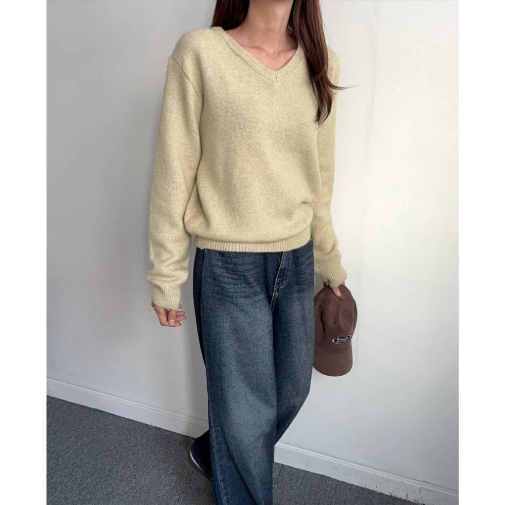 🌿預購款🌿 羊毛針織V領寬鬆上衣-細節圖8