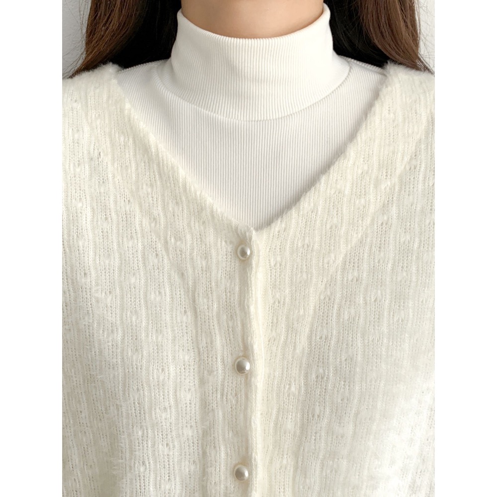 🇰🇷Onéul 映日🇰🇷韓國女裝🇰🇷🌿預購款🌿毛絨感珍珠釦針織衫#韓國女裝#冬季新品-細節圖7